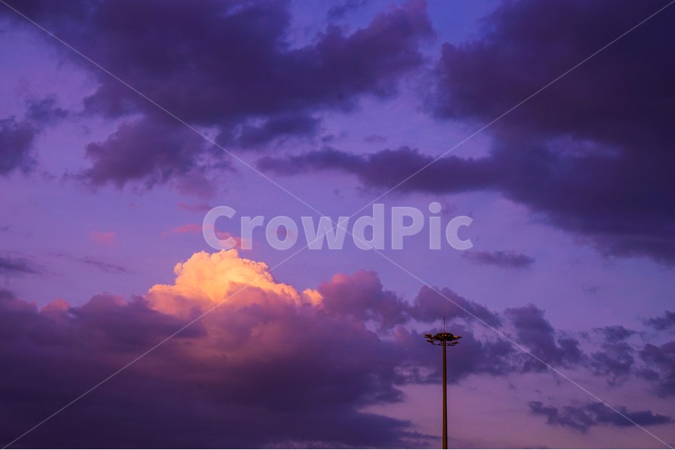 조명,탑,하늘,구름,노을,빛,조명탑,풍경,자연,풍경,nature,landscape,weather,날씨,outdoors,옥외,cumulus,적운,cloud,sky