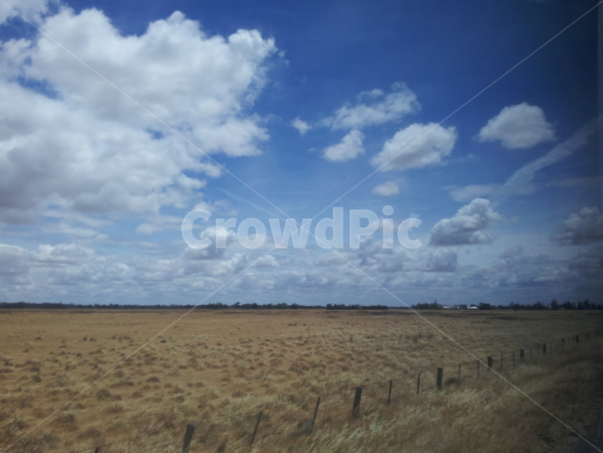 구름,하늘,들판,넓음,자연,농장,길,load,sky,맑음,안정,파란,밭,farm,cloud,휴식,huge,fabulous,field