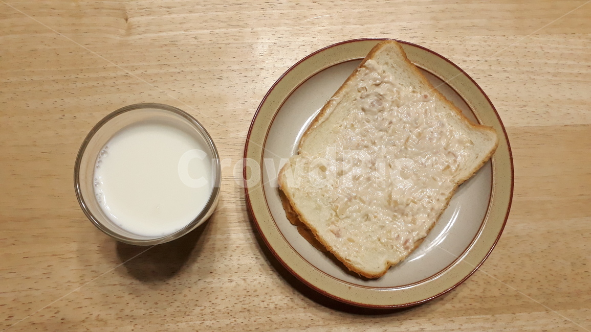 음식,food,빵,bread,우유,milk,식사,meal,table,탁자,음료,음식,식재료,요리,food,cook,meal,dishes,food reserves,빵,bread,디저트,간식,후식,dessert,snack