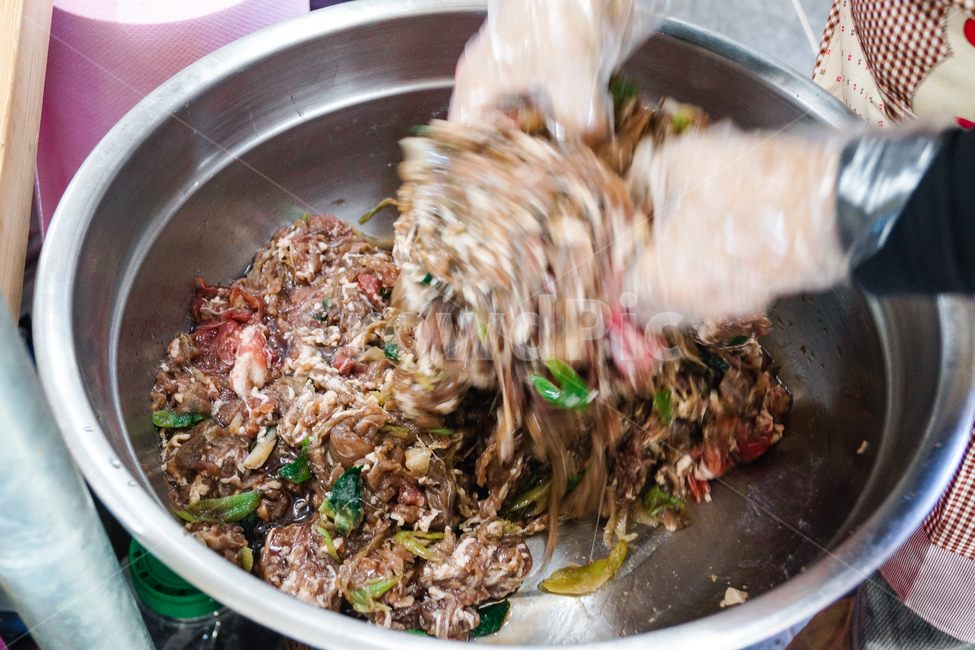 고기,요리,불고기,양념고기,요리중,음식,식재료,요리,food,cook,meal,dishes,food reserves,육류,고기,meat