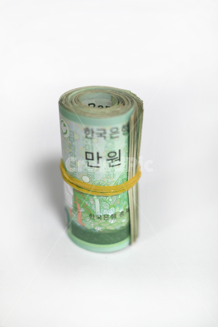 만원,지폐,종이돈,묶은돈,돈다발,용돈,한국돈,금융,금융,돈,finance,banking,money