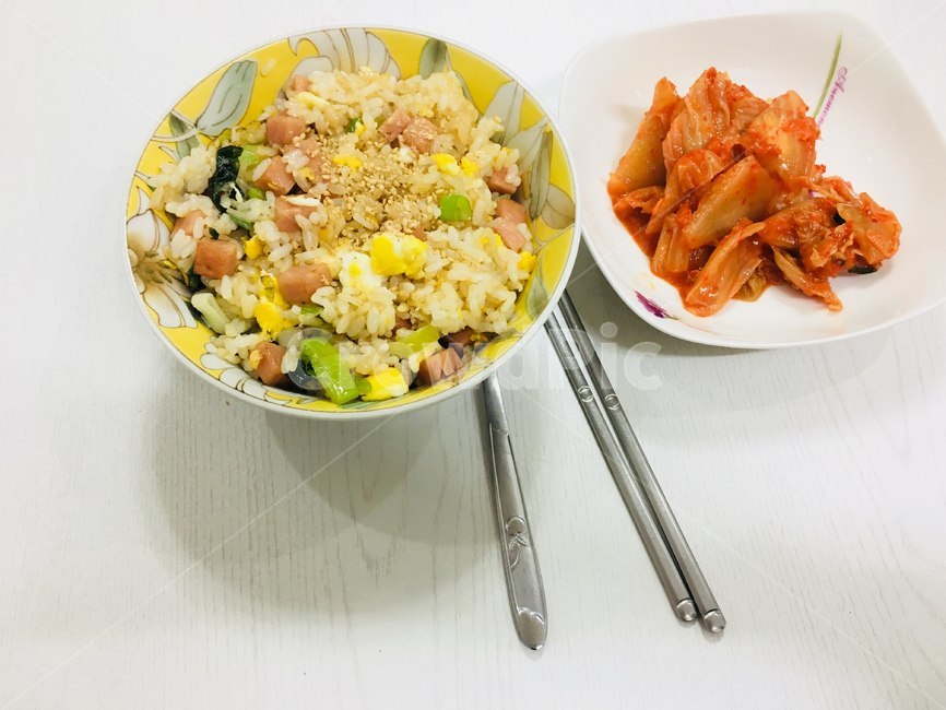 집밥,볶음밥,김치,자취,식사