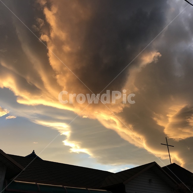 노을진하늘,구름,집앞,선선한날씨,봄,자연,풍경,nature,landscape,weather,날씨,outdoors,옥외,cumulus,적운,sky,하늘,cloud