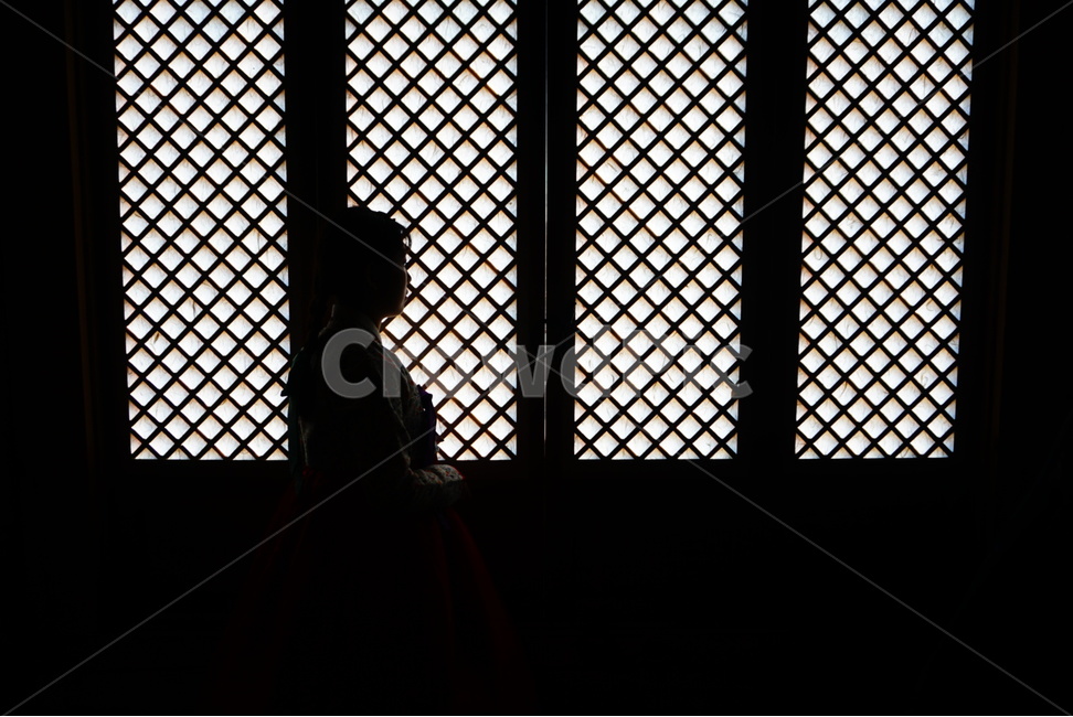 실루엣,역광,그림자,빛,silhouette,shadow,light,감성사진,한국전통,한국문화,korean traditional,korean culture,사람,인물,인간,human,person,여성,여자,woman,female,lady,인물실루엣,사람실루엣,character silhouette,human silhouette