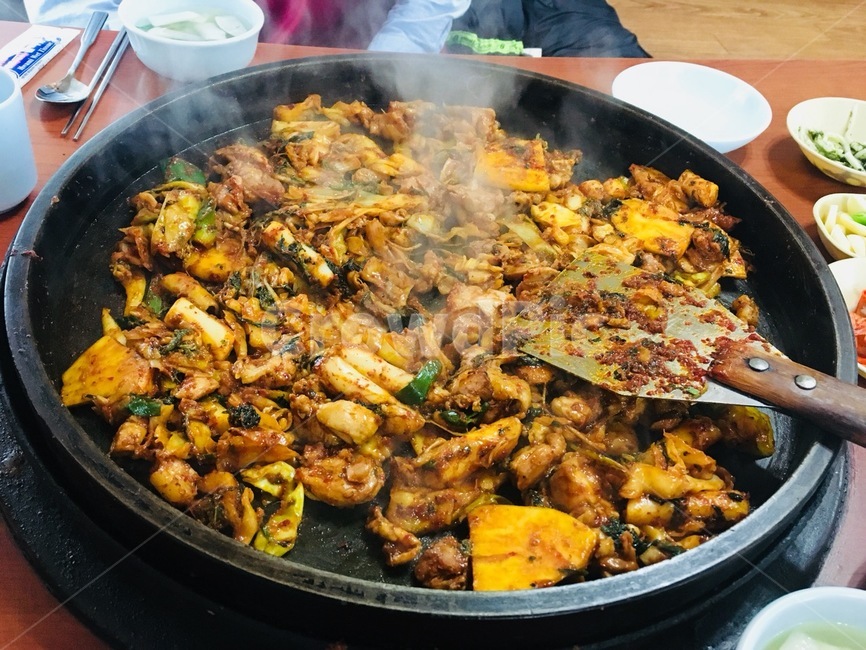 춘천,닭갈비,춘천닭갈비,음식,춘천음식,강원도,강원도음식,강원도달갈비