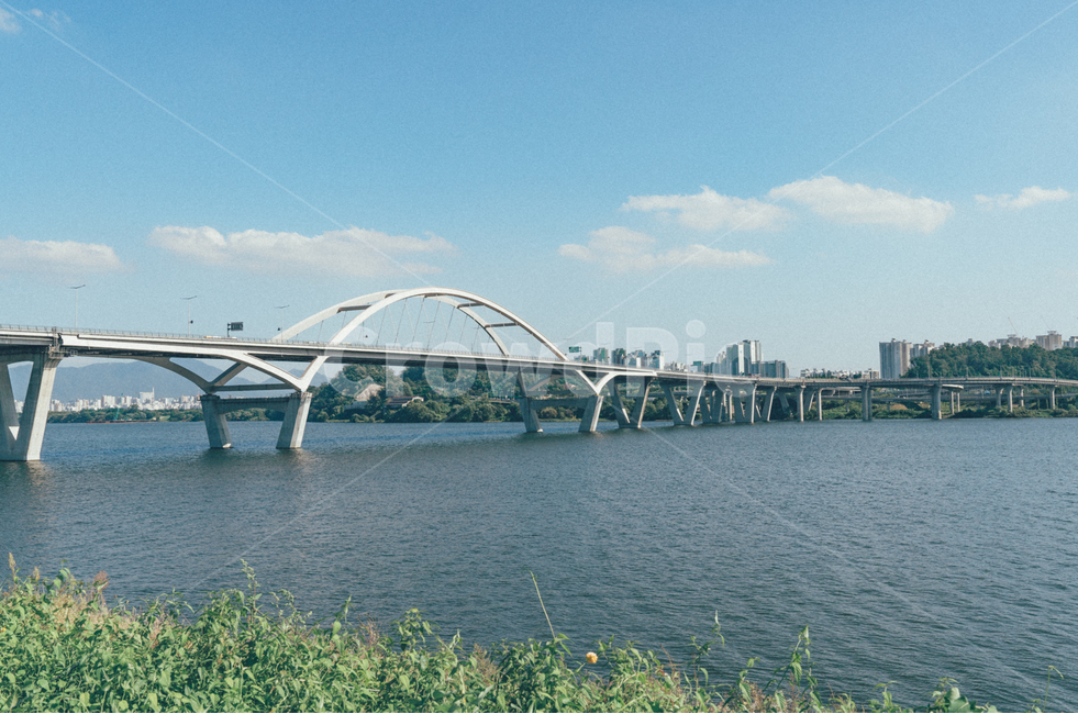 구리암사대교,한강,하늘,풍경,landscape,도시,풍경,city,landscape,한국도시풍경,한국도시경관,korea cityscape,건축물,건물외관,exterior,building,structure,architecture,construction,건물,bridge,다리