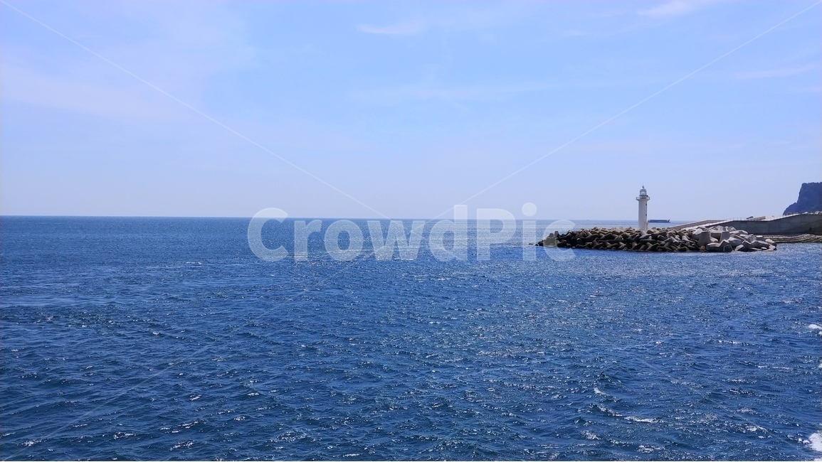 바다,등대,넓음,파랑,시원함,자연,풍경,nature,landscape,등대,lighthouse,tower,탑,architecture,건축물,building,건물