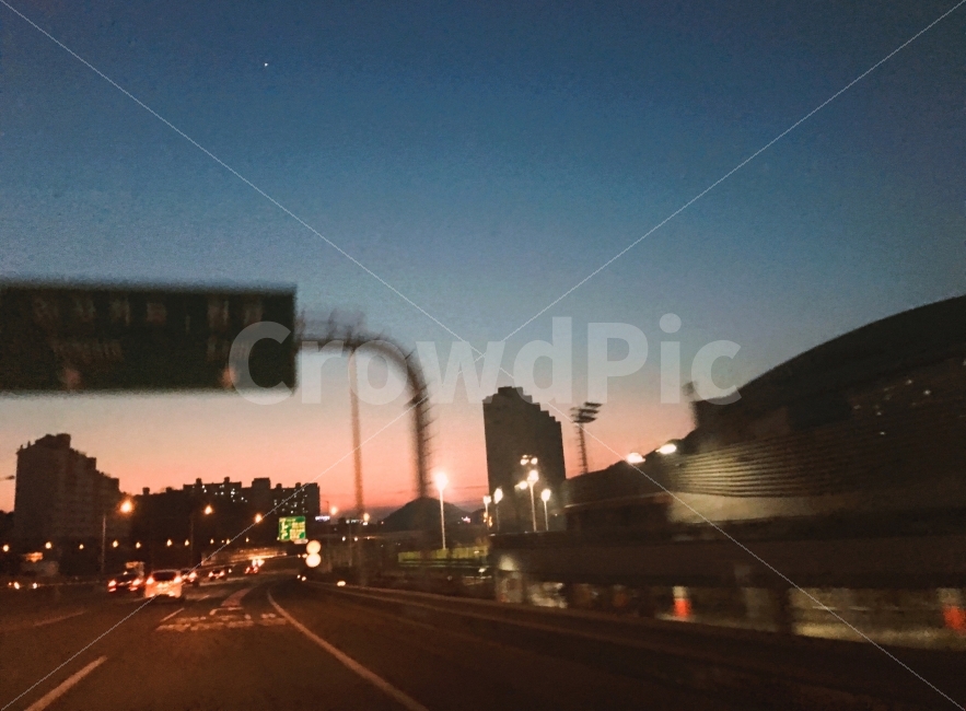 감성,감성사진,밤,도로,풍경,교통,교통수단,traffic,transportation,야경,밤,풍경,nightscape,night,landscape,road,freeway,고속 도로,highway,고속도로