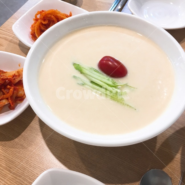 bowl,사발,콩국수,외식,food,dish,meal,요리,음식,식재료,요리,food,cook,meal,dishes,food reserves,한식,한국음식,한국요리,korean food,korean dishes,korean meal,korean cook