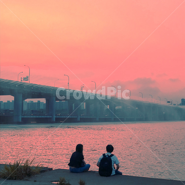 한강,나른함,해변,노을,석양,사람,인물,인간,human,person,연인,커플,사랑,lover,couple,색깔,색상,색채,색감,color sense,color sensitivity,feeling of color