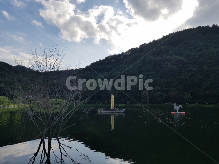 산,구름,못,물,공원,호수,다리,계곡,하늘,파란하늘,자연,옥회