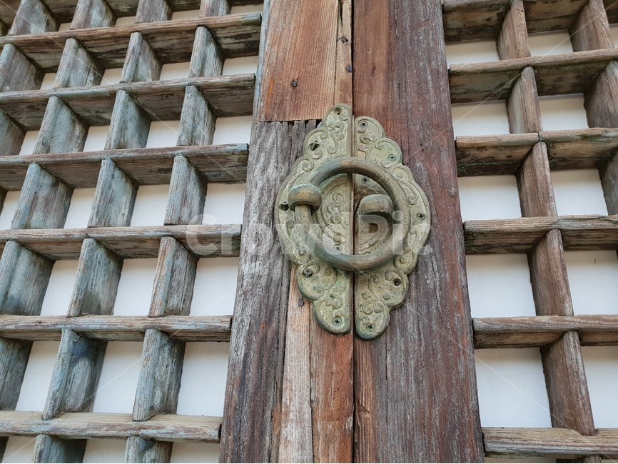불교,종교,사원,사찰,절,직지사,문,문양,패턴,문고리,손잡이,여닫이문,한국불교,한국전통,한국문화,koreanbuddhism,koreantraditional,koreanculture,한국전통,한국문화,korean traditional,korean culture,건축물,건물외관,exterior,building,structure,architecture,construction
