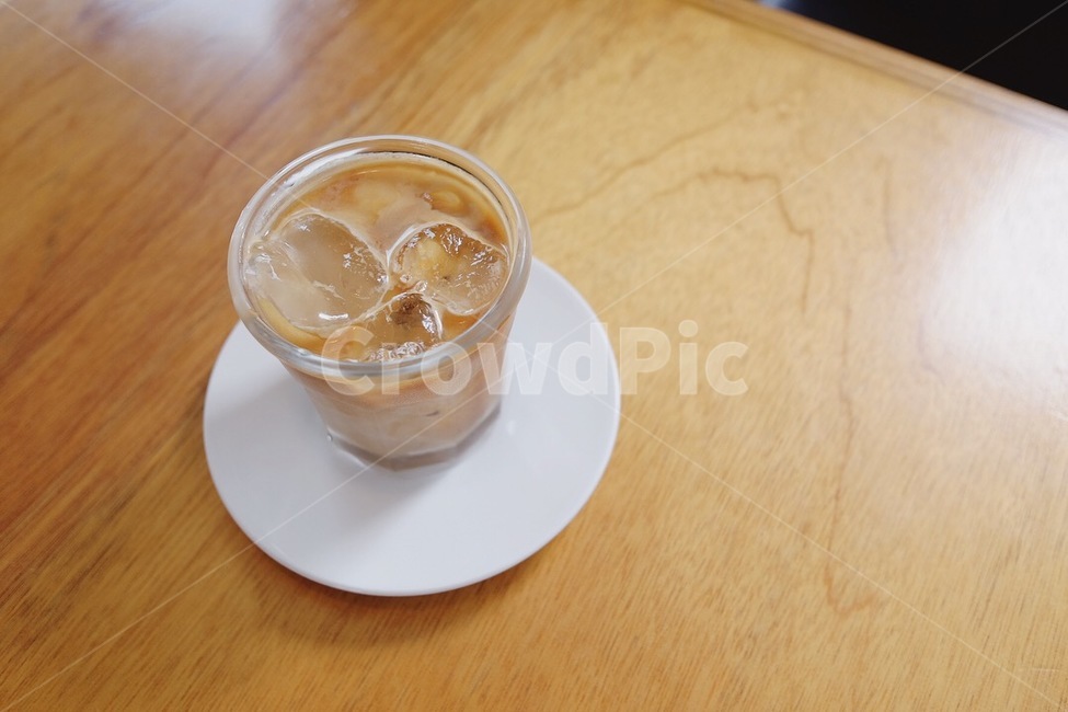 커피,화이트플랫,라떼,음료,아이스커피