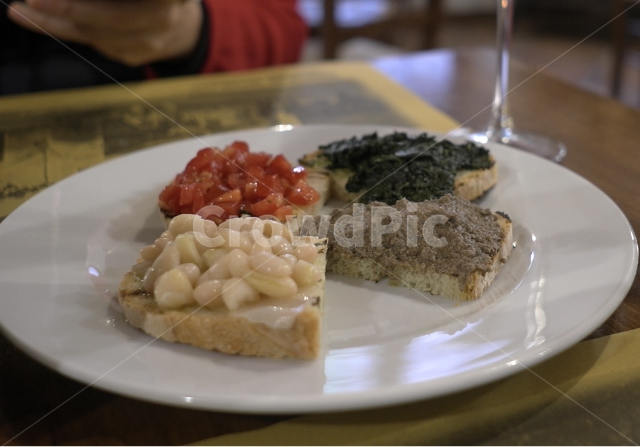 피렌체전통음식,크로스티니,브로스케타,전통음식,이태리음식,닭간,토마토,음식,식재료,요리,food,cook,meal,dishes,food reserves