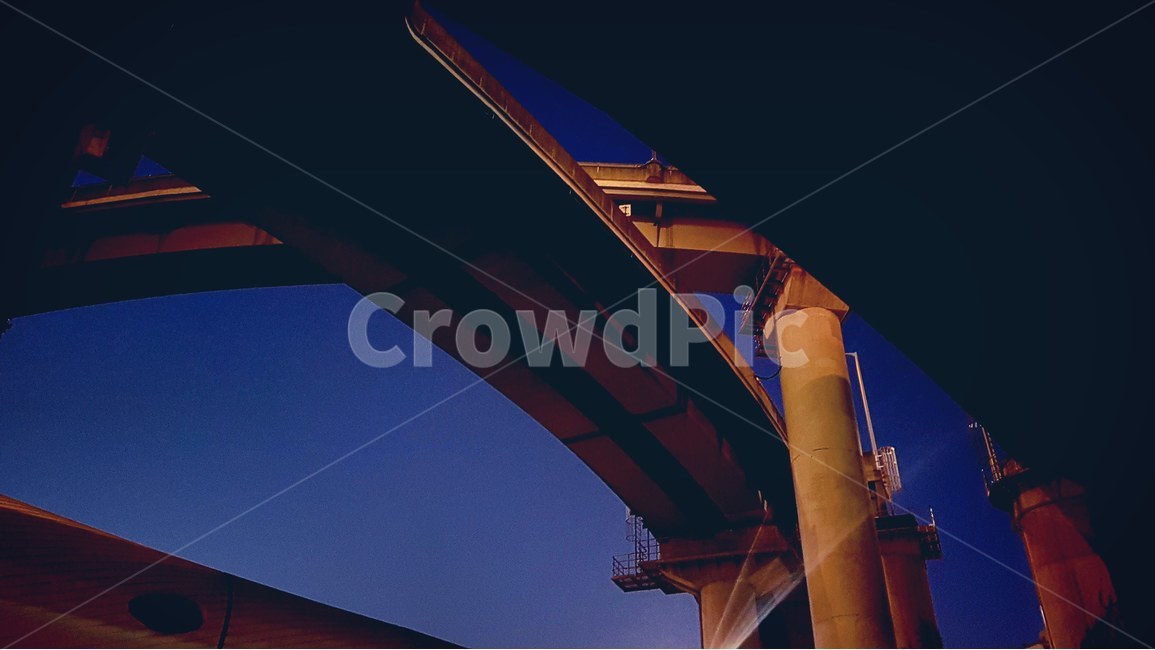 건축물,다리,구조물,야경,감성,야경,밤,풍경,nightscape,night,landscape,감성,sensible,feeling,색깔,색상,색채,색감,color sense,color sensitivity,feeling of color,건축물,건물외관,exterior,building,structure,architecture,construction,road,도로,freeway,고속 도로