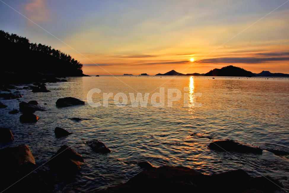 노을,일몰,석양,색감,감성사진,감성,바다,강,풍경,구름,자연,풍경,nature,landscape,outdoors,옥외,dusk,황혼,sunset,sky,하늘,dawn,새벽,red sky,붉은 하늘