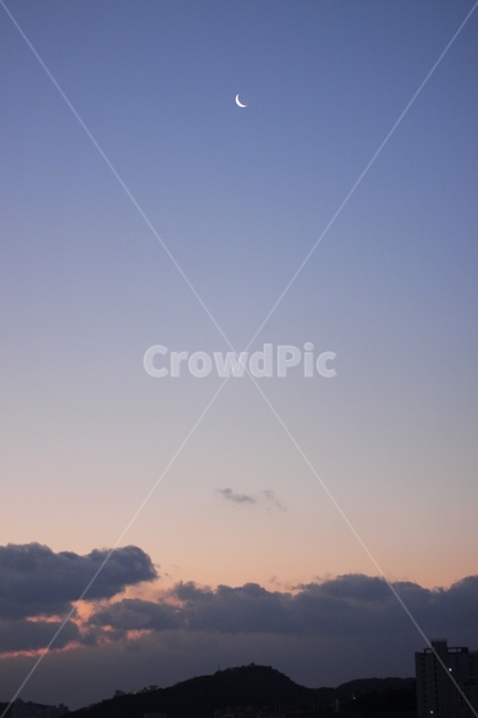 새벽,초승달,그믐달,달,moon,sky,하늘,아침,자연,풍경,nature,landscape,야경,밤,nightscape,night,outdoors,옥외