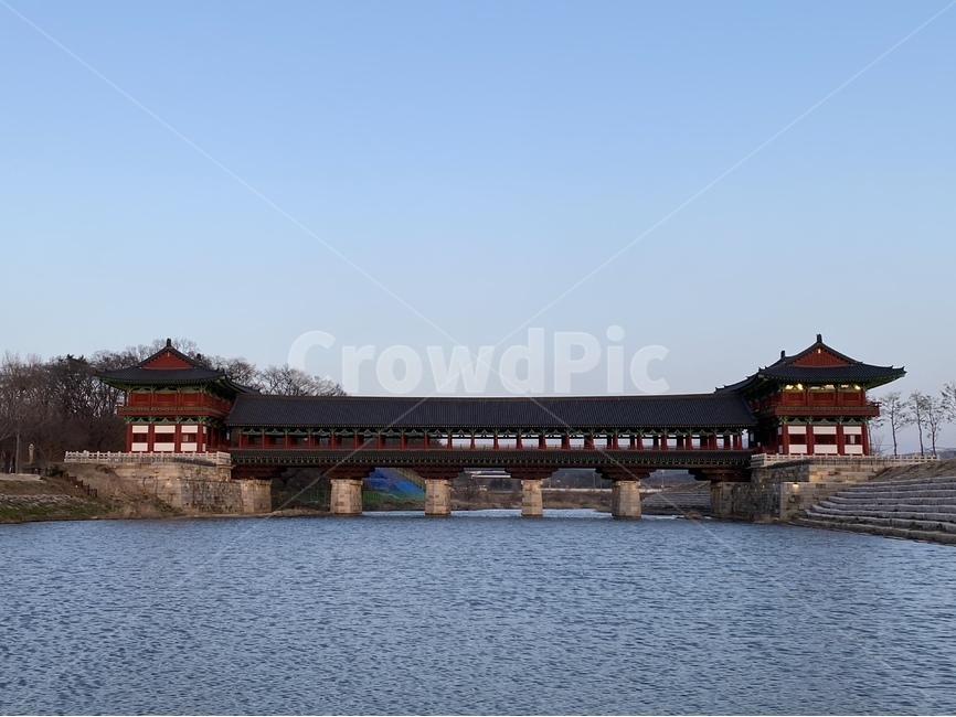 architecture,건축물,건물,다리,bridge,water,korean,물,building