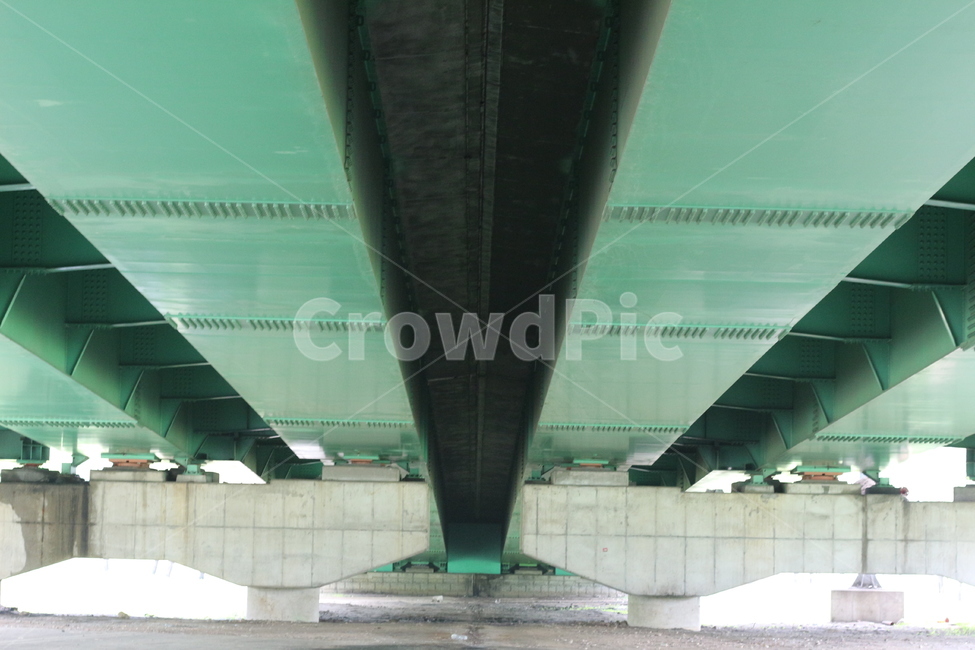 교각,다리,다리하부,구조물,철골,건축물,건물외관,exterior,building,structure,architecture,construction