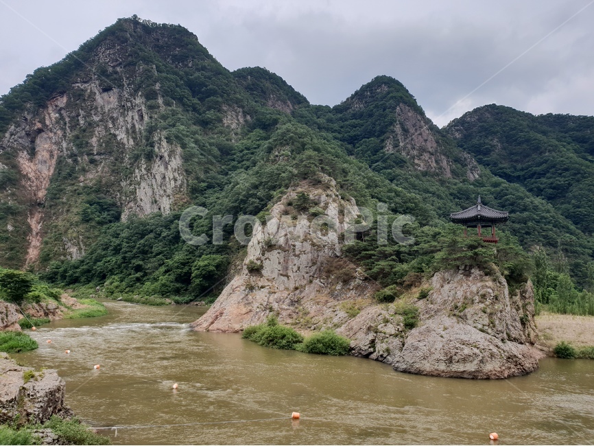 영동월류봉,충북영동자연경관,한국자연경관,영동자연,월류봉,한국자연,충북영동,landscape,korealandscape,자연,풍경,nature,landscape,한국자연풍경,한국자연경관,korea nature landscape,한국전통,한국문화,korean traditional,korean culture,outdoors,옥외