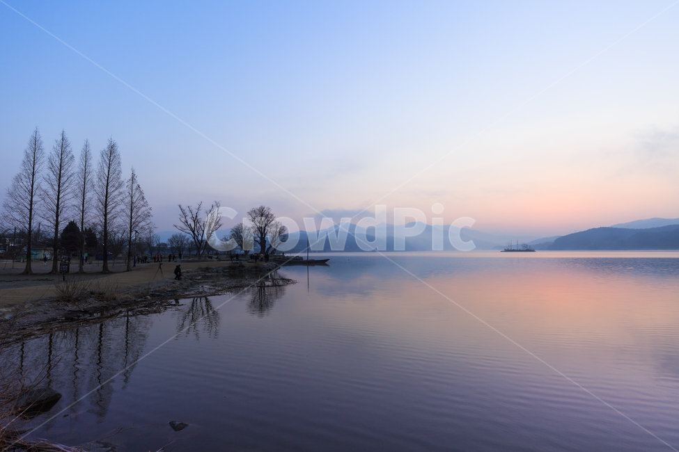 일출,일몰,하늘,새벽,대한민국,한국,풍경,태양,해,바다,해변,해피,행복,red,blue,sky,dawn,sunrise,sunset,cloud,korea,southkorea,두물머리,두물머리일출,양평,경기도,landscape,nature,자연,water,물,outdoors,옥외,2020,새해,newyear,오렌지,orange,붉은노을,자연,풍경,nature,landscape