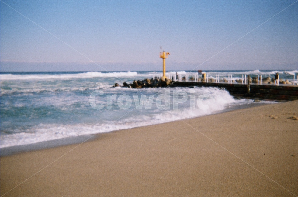 water,물,outdoors,옥외,ocean,대양,sea,바다,nature,자연,shoreline,해안선,beach,바닷가,coast,연안,필름,필름카메라