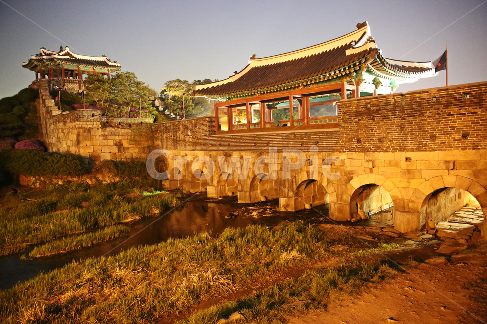 경기,수원,수원화성,성곽,outdoors,옥외,nature,자연,building,건물,architecture,성벽,유적지,문화재,한국문화,한국전통