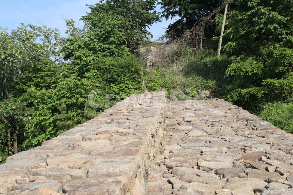 봉수대,성벽,성곽,숲속,한국,기와집,기왓집,한옥,한옥마을,돌담,등산,나들이,도보,걷기,운동,자연,돌벽