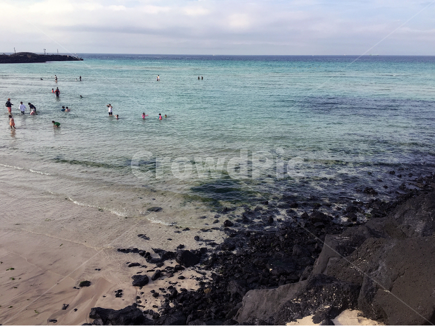 함덕,함덕해수욕장,바다,해안가,제주도,제주,자연,풍경,nature,landscape,한국자연풍경,한국자연경관,korea nature landscape,해변,바다,beach,sea,제주도,jeju,jeju island,water,물,person,사람,human,인간