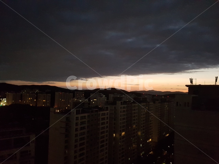 nature,자연,outdoors,옥외,아파트,일출,일출전,야경,밤,풍경,nightscape,night,landscape,도시,city