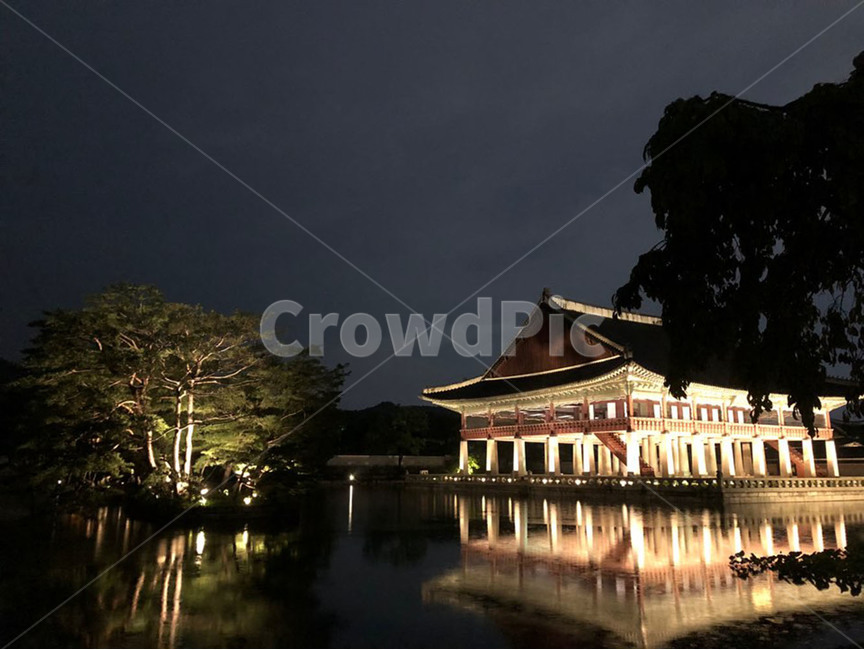 고궁,문화재,전통,야간개장,경복궁,한국,야경,밤,풍경,nightscape,night,landscape,한국전통,한국문화,korean traditional,korean culture,건축물,건물외관,exterior,building,structure,architecture,construction,건물