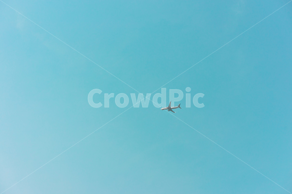 하늘,비행기,날아가는비행기,sky,airplane