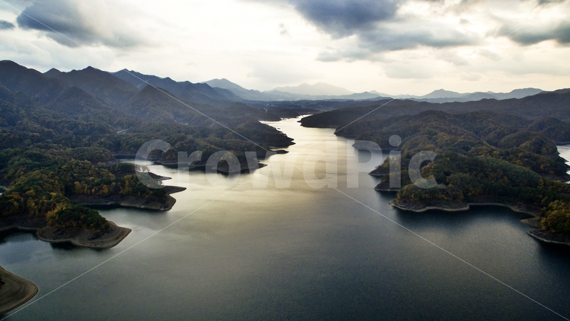 충주호,악어섬,충주,가을,항공촬영,자연,풍경,nature,landscape,land,땅,outdoors,옥외,water,물,shoreline,해안선,sea,바다,ocean,대양,coast,연안