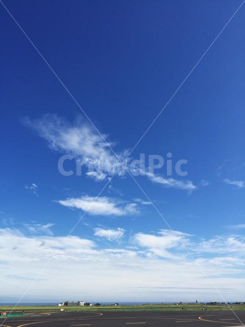 하늘,바다,제주도,여행,휴가,힐링,여름,자연,활주로,공항,자연,풍경,nature,landscape,교통,교통수단,traffic,transportation,azure sky,푸른 하늘,sky,outdoors,옥외