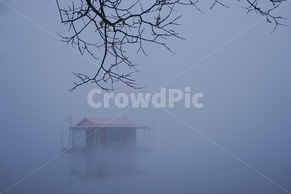 호수,방갈로,낚시,낚시터,여명,안개,가을,계절,새벽,자연,풍경,nature,landscape,weather,날씨,outdoors,옥외