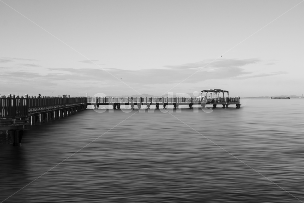 바다,흑백,풍경,landscape,궁평항,sea,자연,풍경,nature,landscape,흑백,모노톤,monochrome,black and white,water,물,waterfront,워터 프론트,port,포트,pier,교각