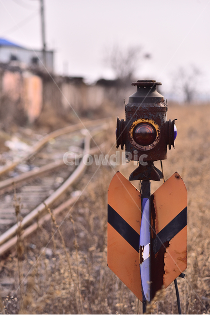 감성사진,철로,철도,폐철길,빈티지,railway,traintrack,기찻길,rail,레일,잊혀진,추억,메모리,회상,감성풍경,필름느낌,쓸쓸함,기억,노스텔지어,리멤버,remember,vintage,과거,옛날,old,녹슨,rust,오래된,분위기,배경,바탕,백그라운드,feeling,sensible,안내등,신호등,emotional,크로스,cross,빈티지사진,빈티지느낌,빈티지감성,vintage