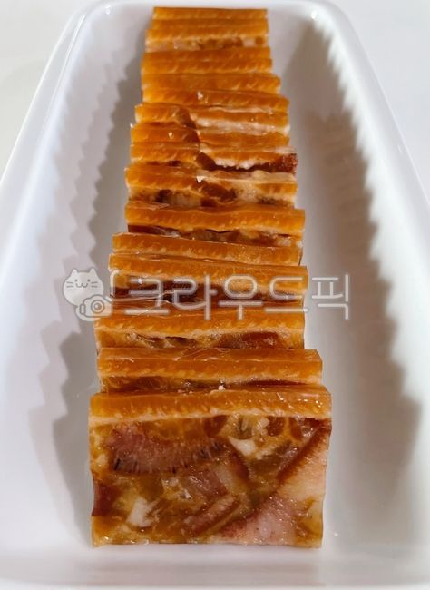 편육,돼지편육,돼지고기,돼지,고기,육류,눌린고기,돼지고기편육,머릿고기,머리고기,돼지머리고기,돼지머릿고기,음식,요리,식사,food,dish,cook,meal,pork,meat