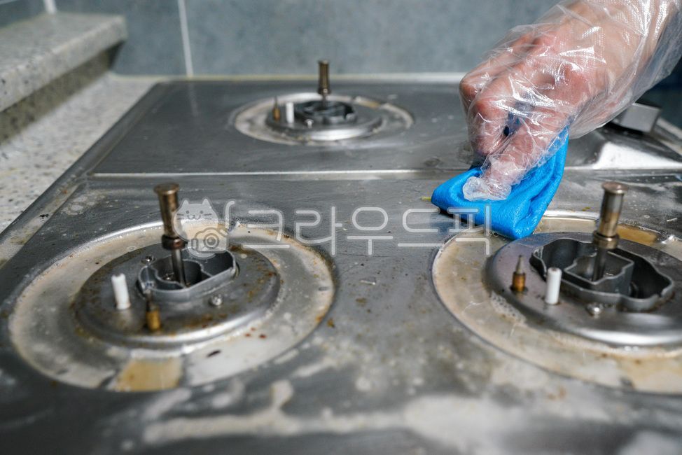 cleaning,Cleanliness,When old,mold,kitchen cleaning,Division of housework,livelihood,Kitchen cleaning,Stove,hygiene,Gas stove cleaning,kitchen,lyrics,housework,housewife,Gas range