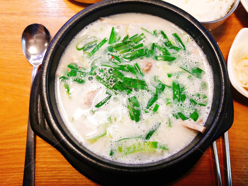 국밥,돼지국밥,식사,점심,국,음식,식재료,요리,food,cook,meal,dishes,food reserves,한식,한국음식,한국요리,korean food,korean dishes,korean meal,korean cook