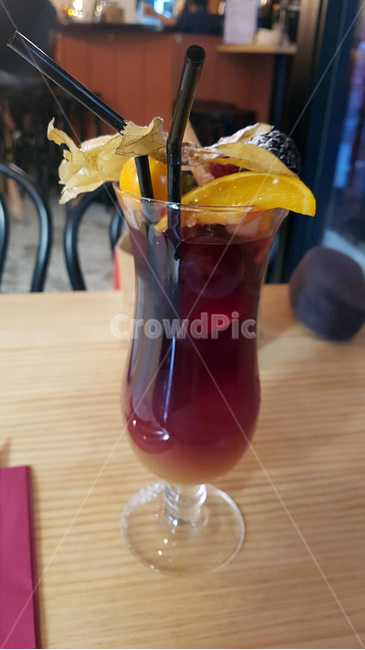 샹그리아,칵테일,cocktail,마실것,컵,빨대,장식,레스토랑,식당