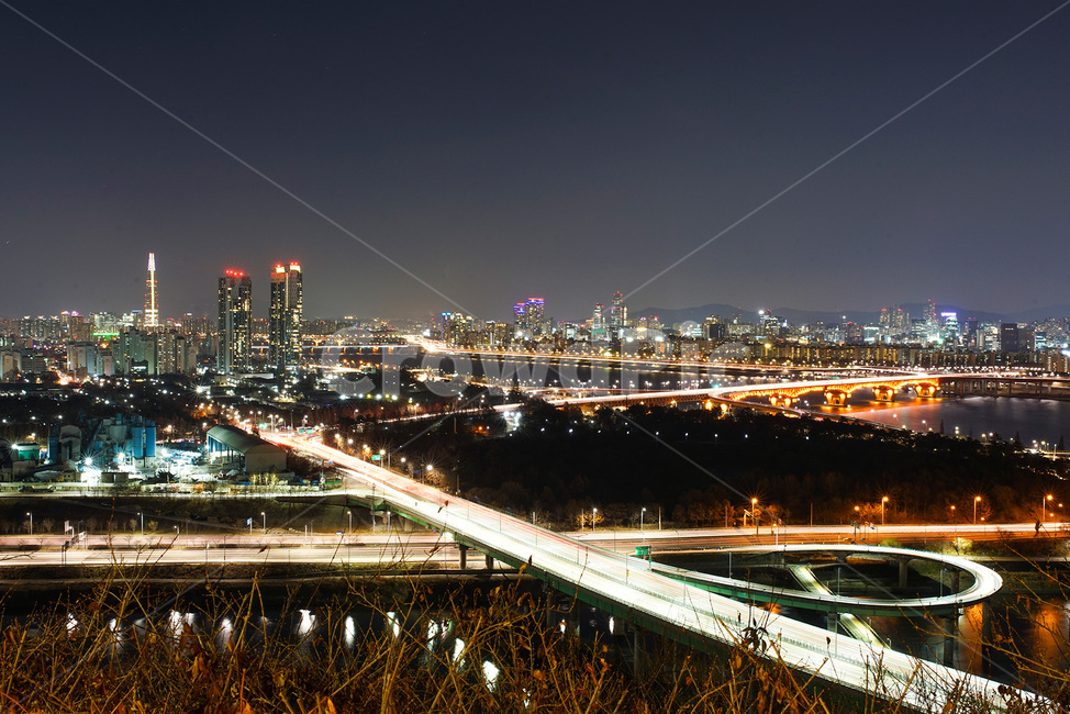 한강,서울,야경,다리,불빛,야경,밤,풍경,nightscape,night,landscape,도시,city,한국도시풍경,한국도시경관,korea cityscape,road,도로,freeway,고속 도로