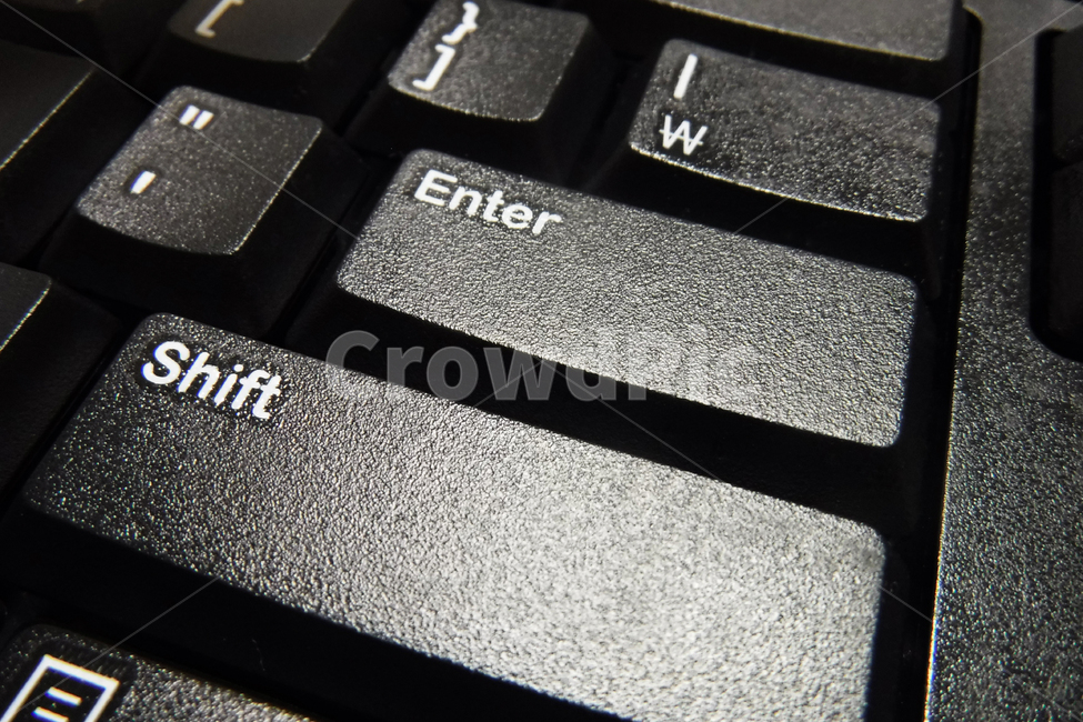 keyboard,computerkeyboard,컴퓨터키보드,hardware,하드웨어,electronics,전자제품,computerhardware,키보드,엔터,자판,컴퓨터,검정,블랙,클로즈업,크로즈업,여백,카피,버튼,컨셉,입력,정물,오브젝트,오피스,테크놀로지,아이콘