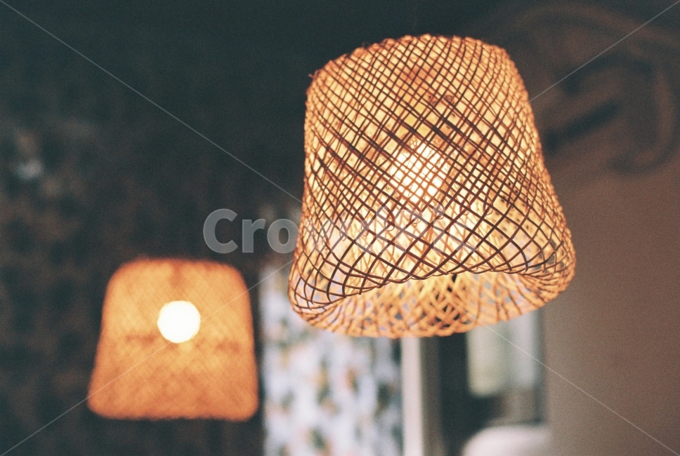 필름사진,조명,빛,전구,이국,감성,sensible,feeling,인테리어,실내디자인,interior design