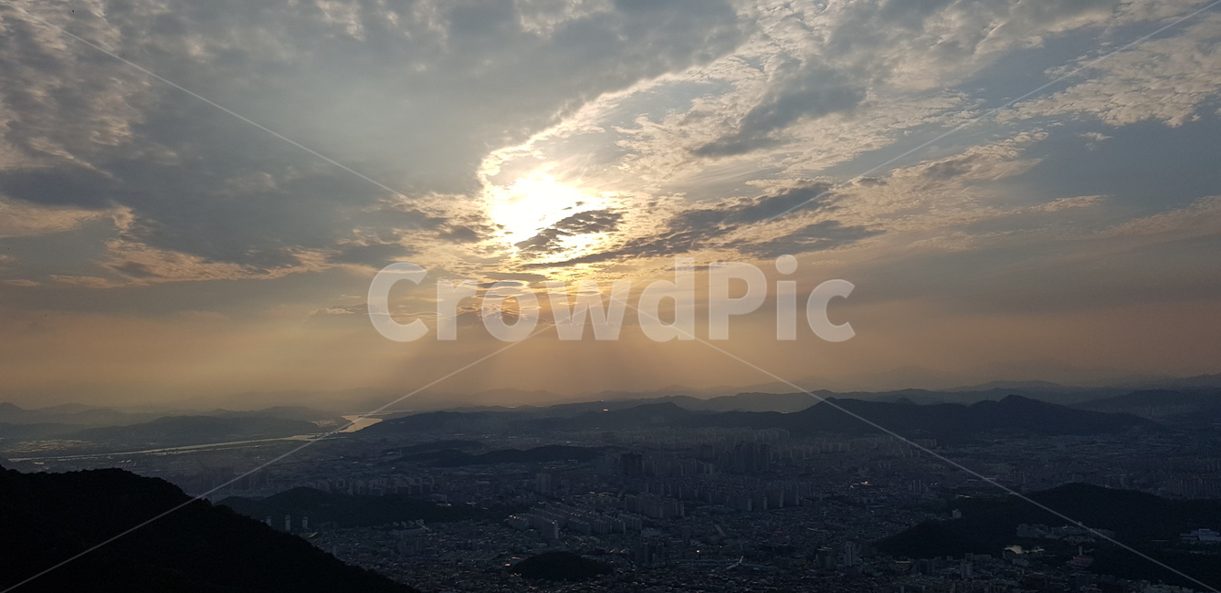 석양,노을,하늘,구름,자연,도시,산,저녁,flare,플레어,light,빛,nature,outdoors,옥외,sunlight,햇빛,scenery,풍경,landscape,경치
