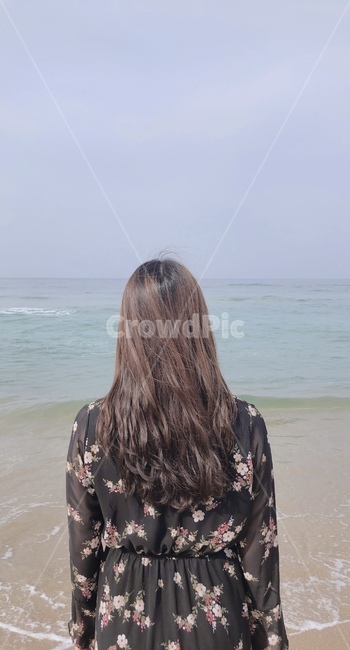 여성,여자,뒷모습,바닷가,바다,사람,인물,인간,human,person,여성,여자,woman,female,lady