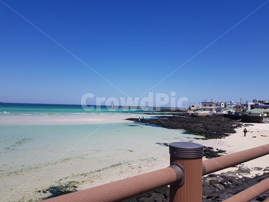 Hyeopjae Beach,sea blue,sky and sea,waterfront,jeju island,jade color