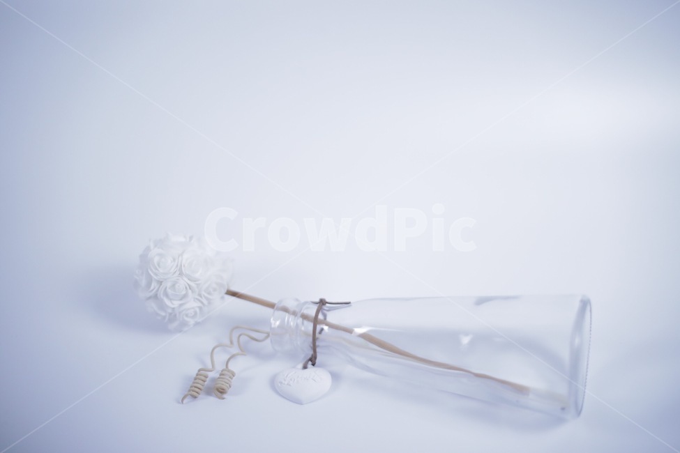 디퓨저,꽃,선물,향기,깔끔,사물,물건,오브젝트,thing,object,matter