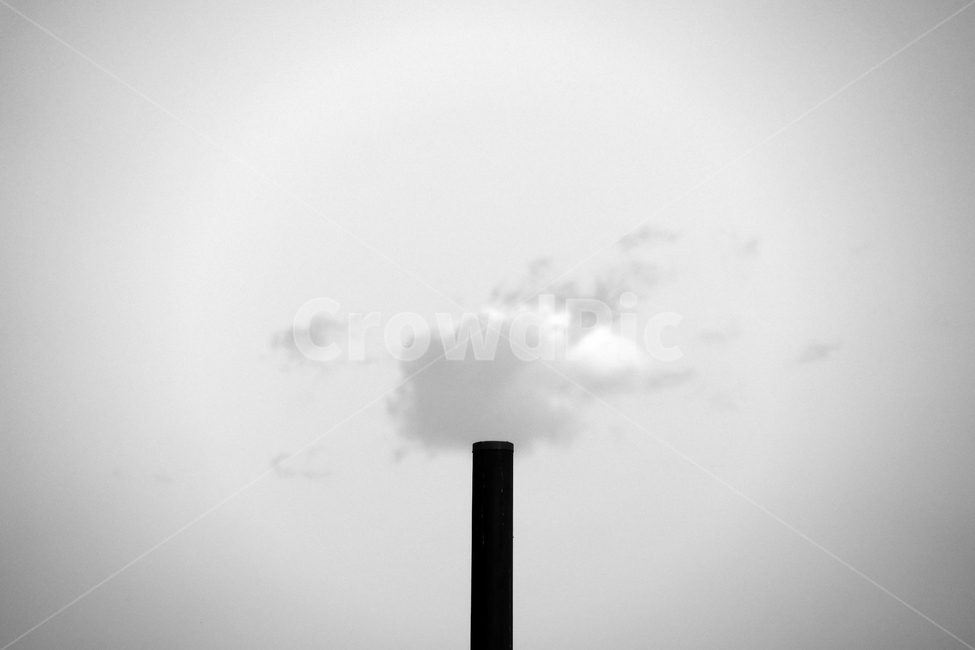 굴뚝,구름,연기,pollution,smoke,모노톤,monochrome,모노크롬,monotone,minimal,simple,minimalisme,minimalimage,기둥,하늘