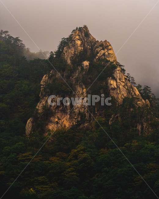 자연,outdoors,옥외,cliff,낭떠러지,cloud,산,산맥,nature